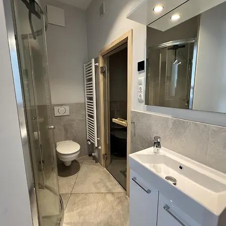 App 9 Penthouse 