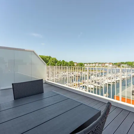 App 9 Penthouse 